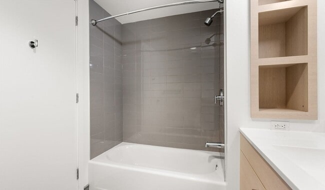 Photo - 99 Kneeland St Apartment