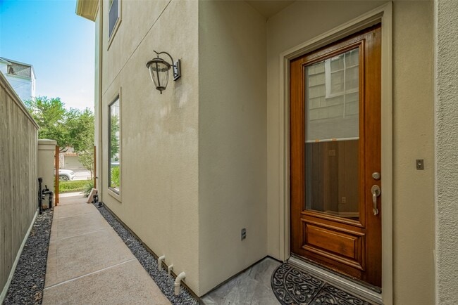 Foto del edificio - 4006 Lanark Ln