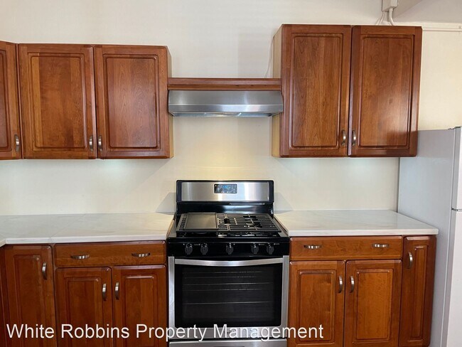 Foto del edificio - 4 br, 1.5 bath House - 510 N Clayton St.