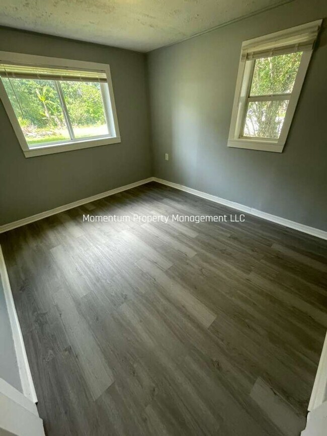 Foto del edificio - 38944 New Dennison Ln