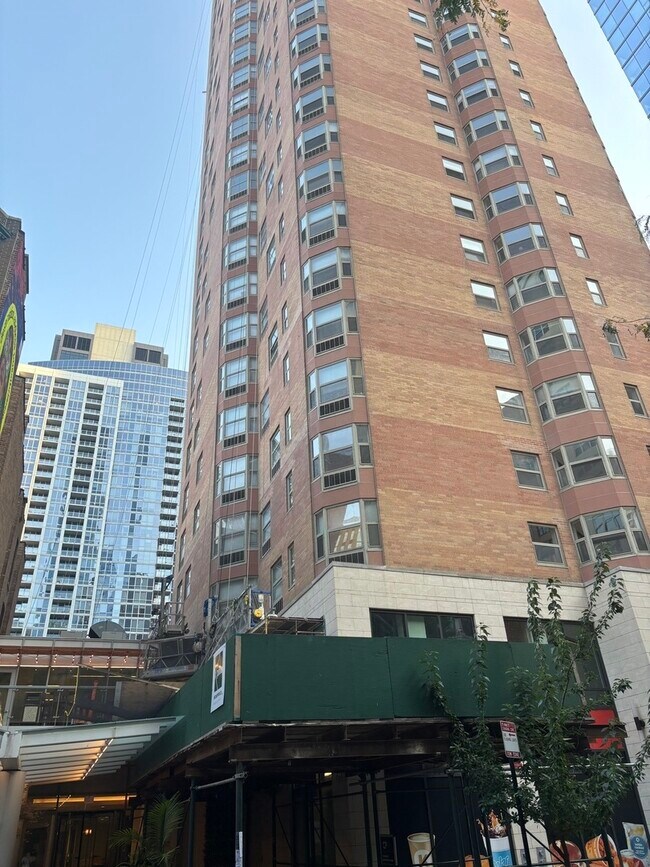 Foto del edificio - 8 W Chestnut St