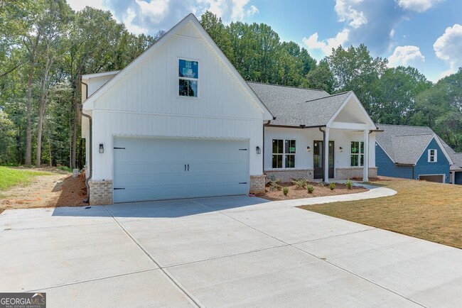 Building Photo - 125 Rains Rd