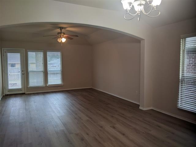 Foto del edificio - 917 Westfield Dr