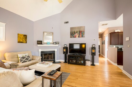 Foto del edificio - Charming 2 Bedroom House in Great Conditio...