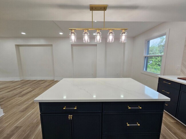 Foto del edificio - Amazing 3 bedroom 2.5 bath House for Rent ...