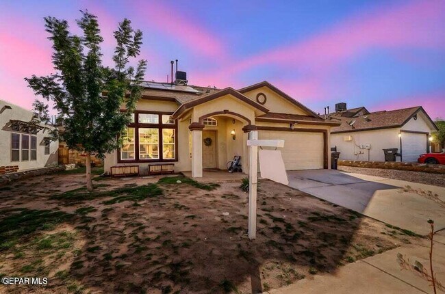 Foto del edificio - 409 Desert Chicory St