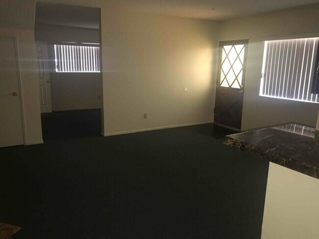 Foto del edificio - 3530 Josephine St