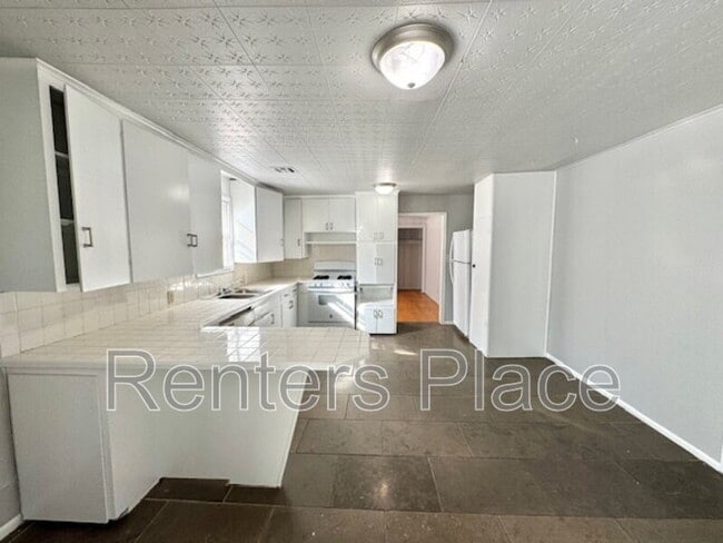 Foto del edificio - 4720 S 29th W Ave