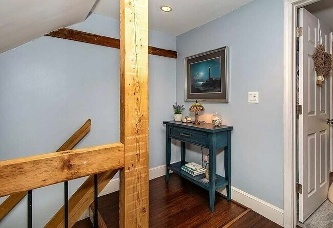 Foto del edificio - 472 Beechwood St