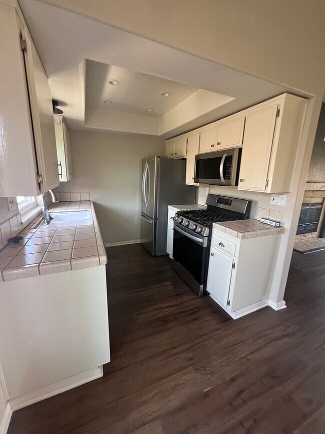 Foto del edificio - Lovely Condo bordering North Park & South ...