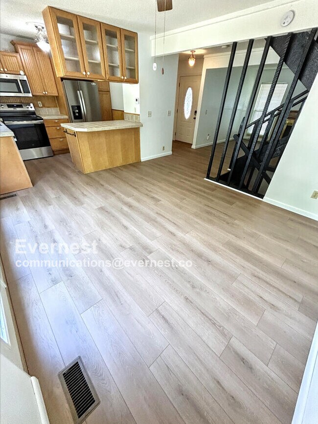 Foto del edificio - 64 Schooner Ln