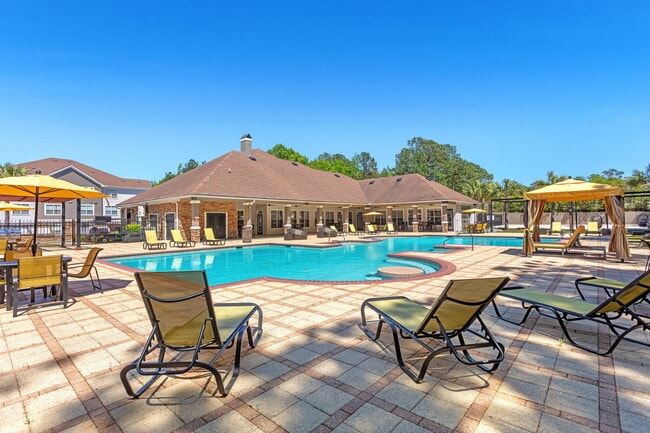 Pool - The Chelsea Apartments