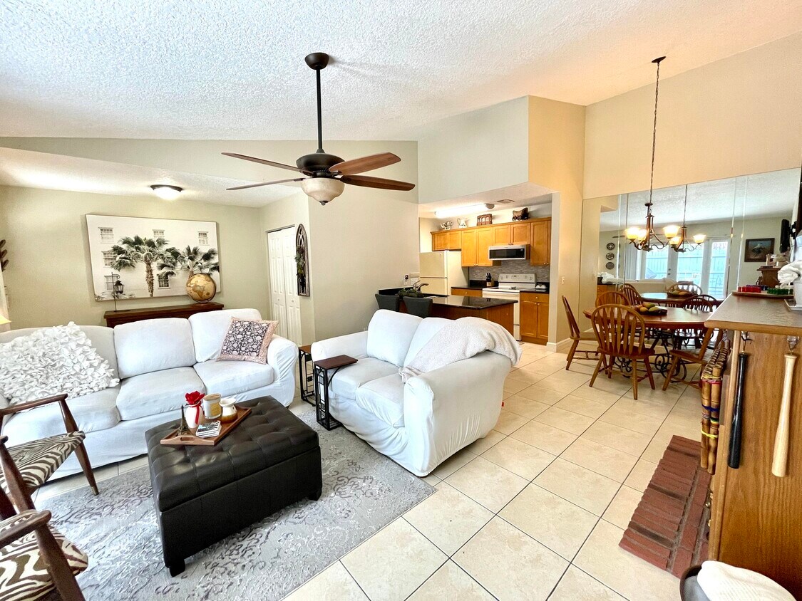 Foto principal - 1071 Goldenrod Rd