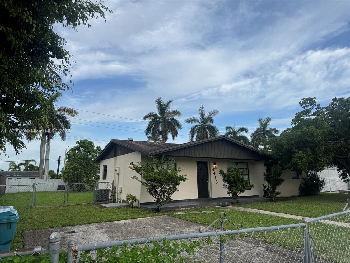 Foto principal - 14415 SW 107th Ct