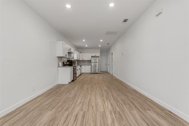 Building Photo - 2819 Metropolitan Ave