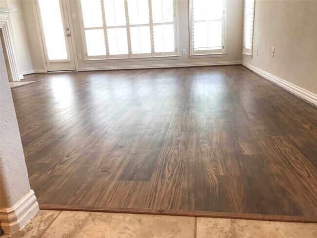 Foto del edificio - 26418 Cole Trace Ln