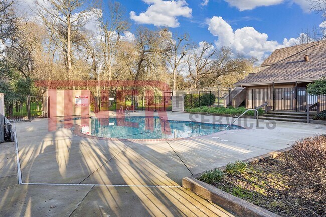 Building Photo - Welcome to this beautiful 2-bedroom, 2.5-b...