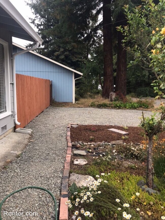 3 br, 1.5 bath House 445 Tanglewood House Rental in Arcata, CA
