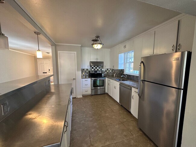 Foto del edificio - Beautiful 3 bedroom home in Boradmoor