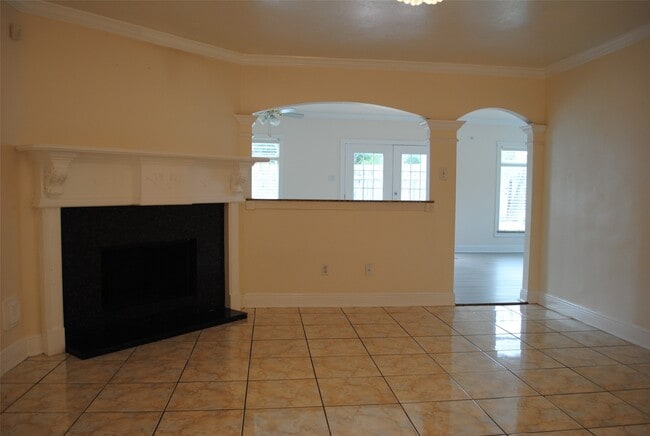 Building Photo - 3910 Starbridge Pointe Ln