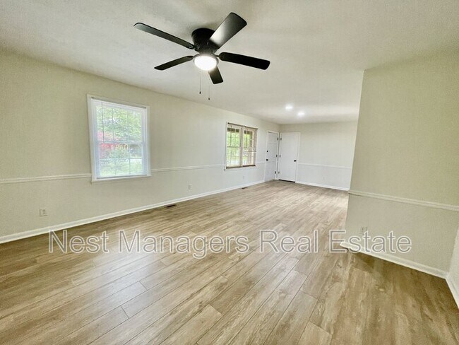Foto del edificio - 3735 Yorktown Rd