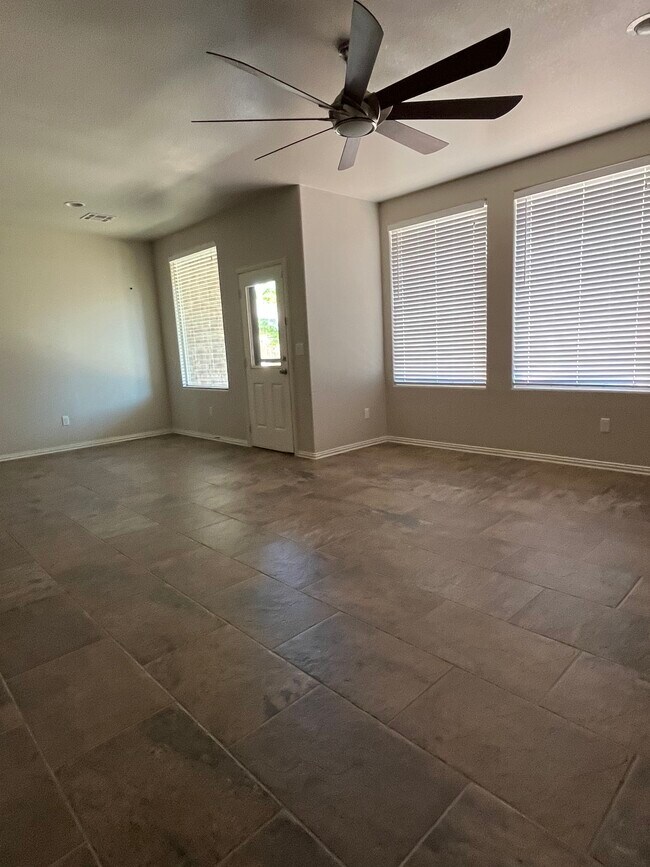 Building Photo - 6407 Patriot Pkwy