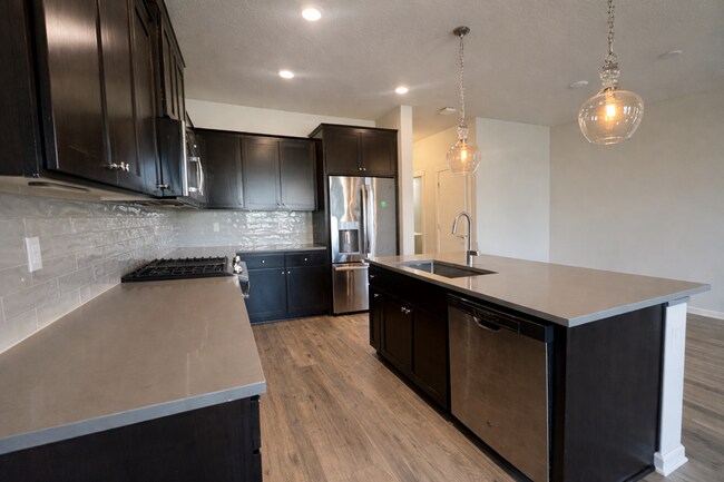 Building Photo - Beautiful 3BD Home in Hillsboro!!
