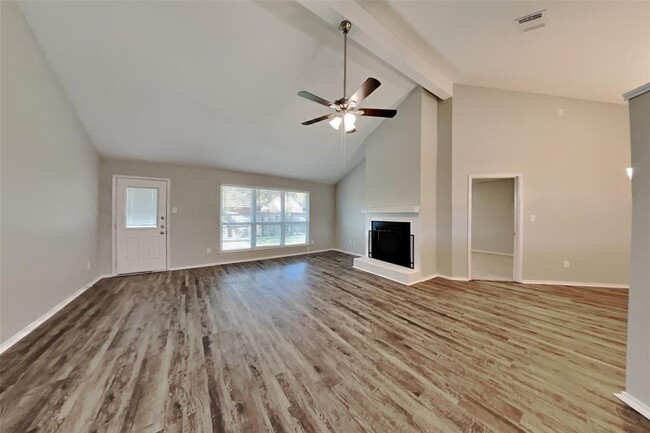 Foto del edificio - 3714 Sweetgum Hill Ln