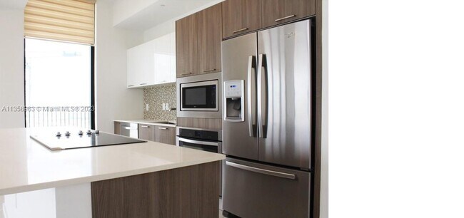 Building Photo - 5252 NW 85th Ave