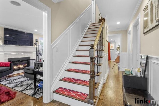 Building Photo - 4 bedroom in EASTCHESTER NY 10709