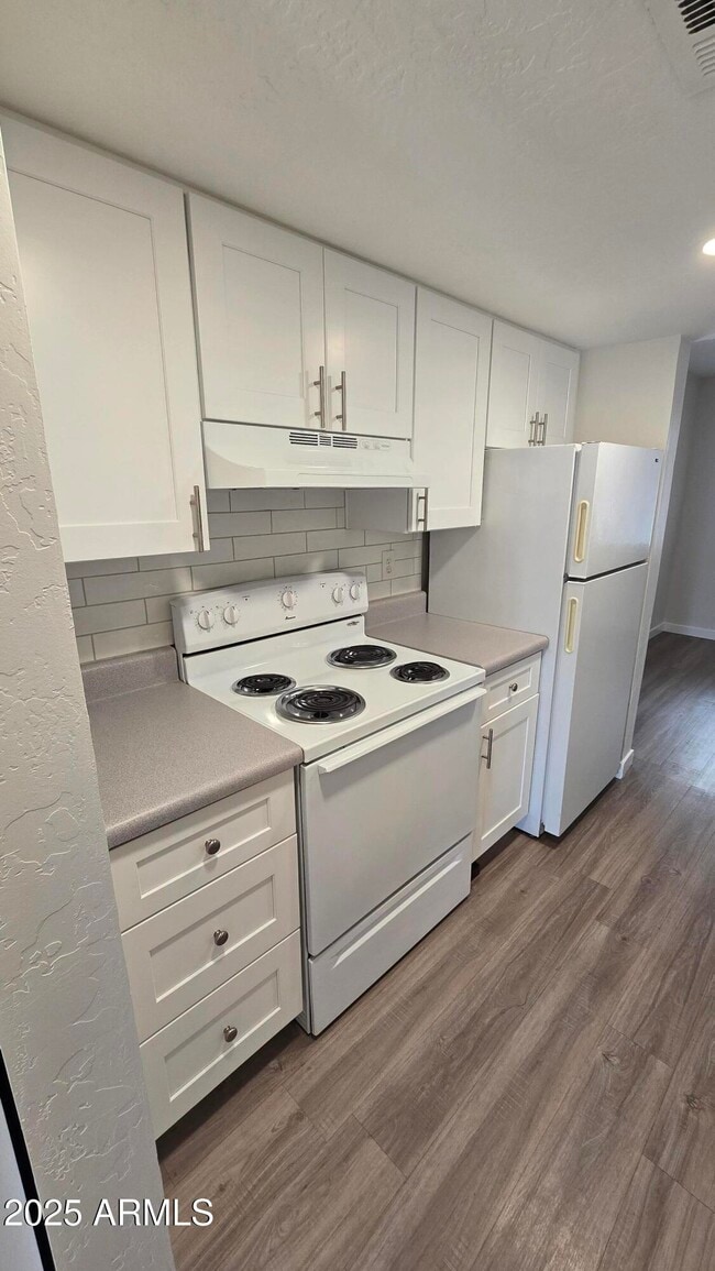 Foto del edificio - 12123 W Bell Rd