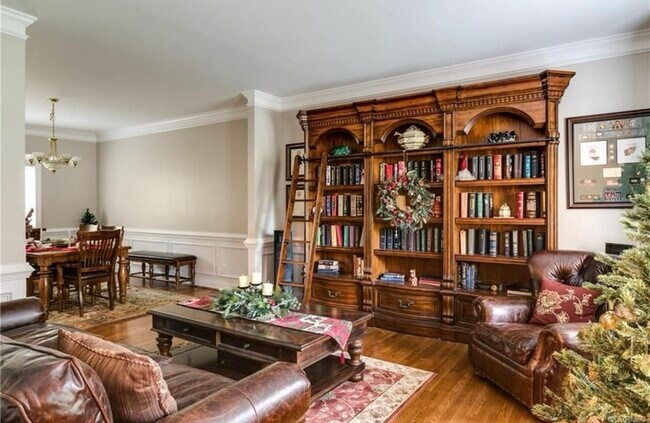 Foto del edificio - 11519 Lylwood Ln