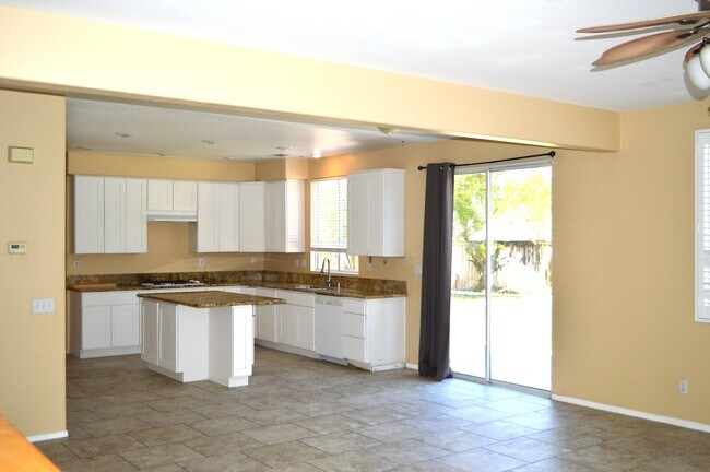Foto del edificio - 937 Feather Peak Dr