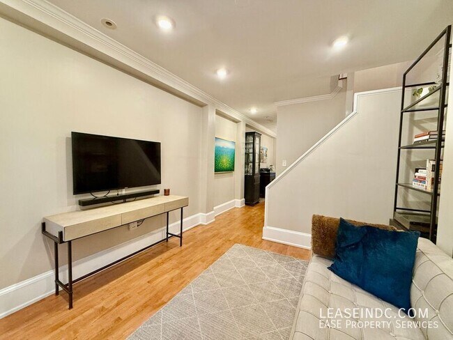 Foto del edificio - 2323 17th St NW