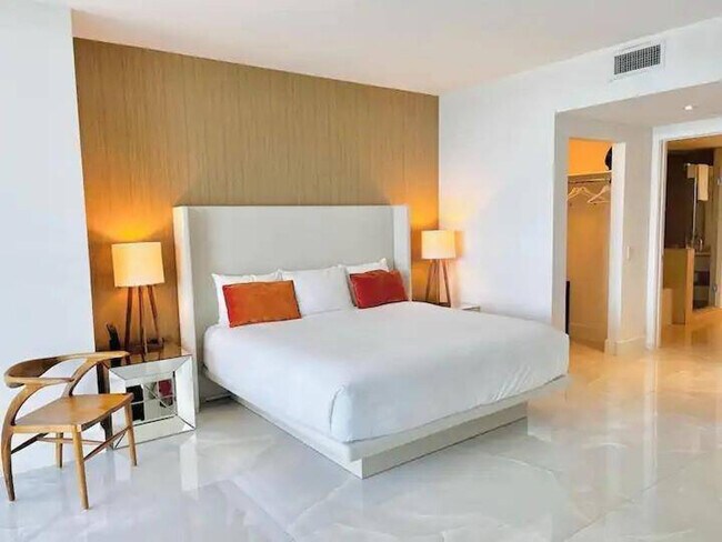 Foto del edificio - 4111 S Ocean Dr