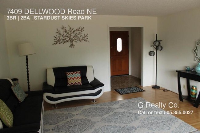 Foto del edificio - 7409 Dellwood Rd NE