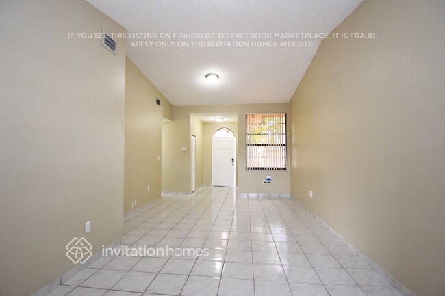 Foto del edificio - 4845 SW 144th Ct