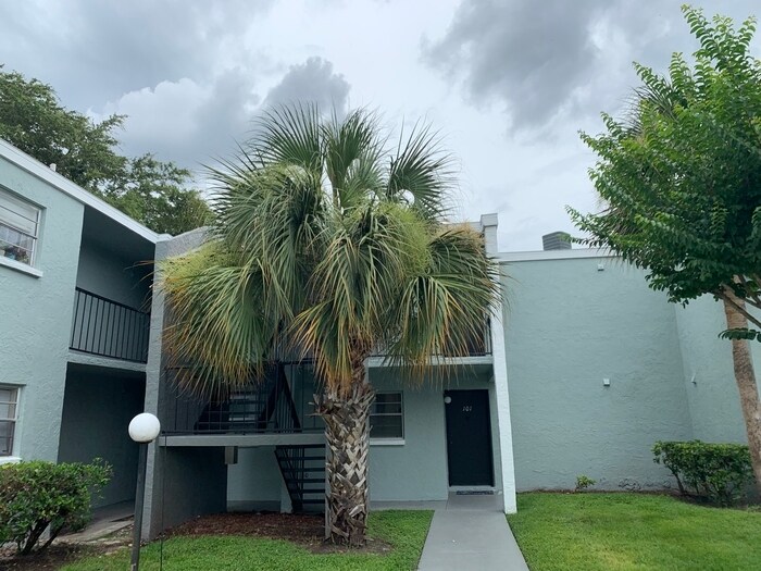 Primary Photo - Remodeled condo near USF