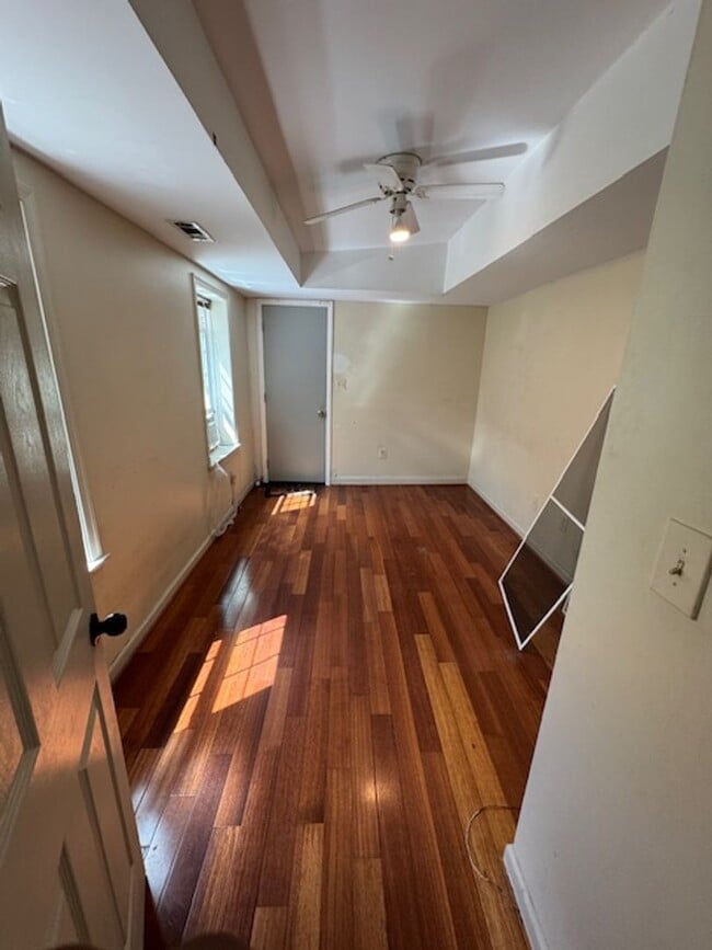 Foto del edificio - 930 S Hanover St