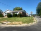 Primary Photo - 830 Circle Dr