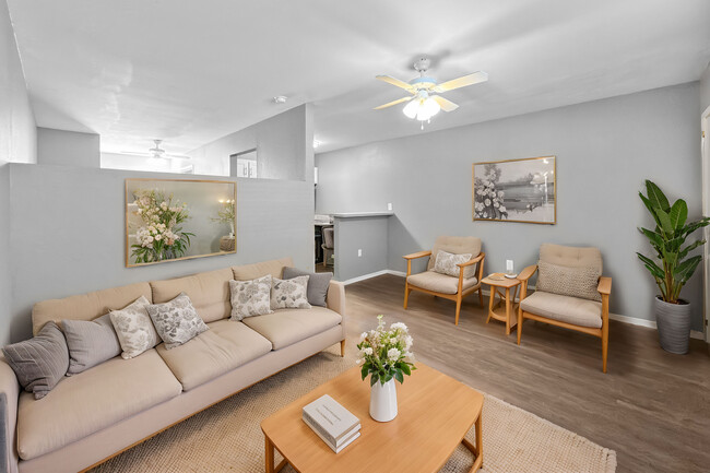 Sala de estar - Eagle Ridge Apartments