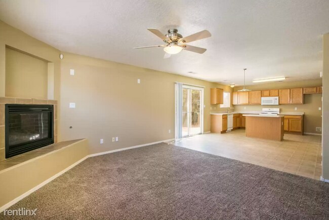 Foto del edificio - 3 br, 2.5 bath House - 10408 Vendaval Aven...