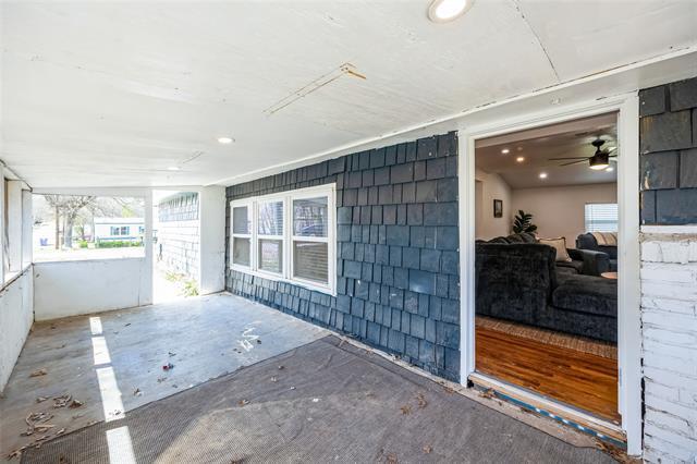 Building Photo - 229 Sherman Dr