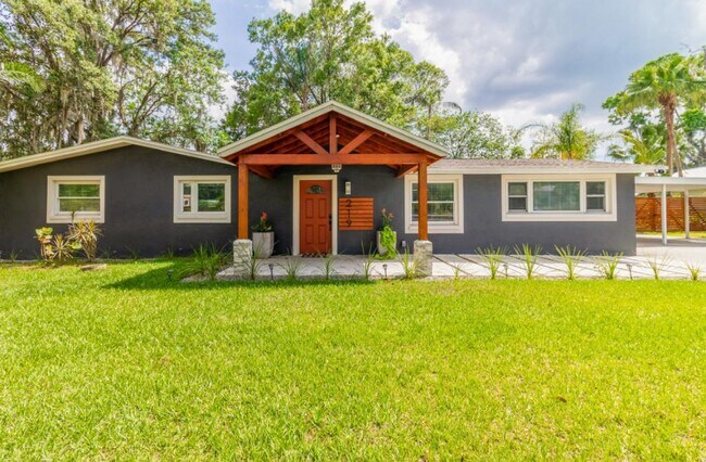 Foto del edificio - 219 S Webb Rd