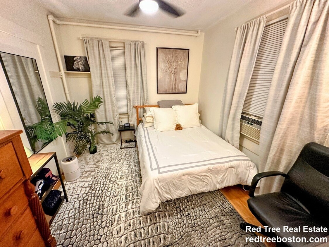 Photo - 184 Ash St. Unit STUDIO