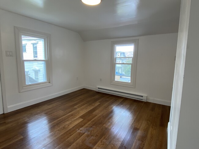 Foto del edificio - 105 2nd St