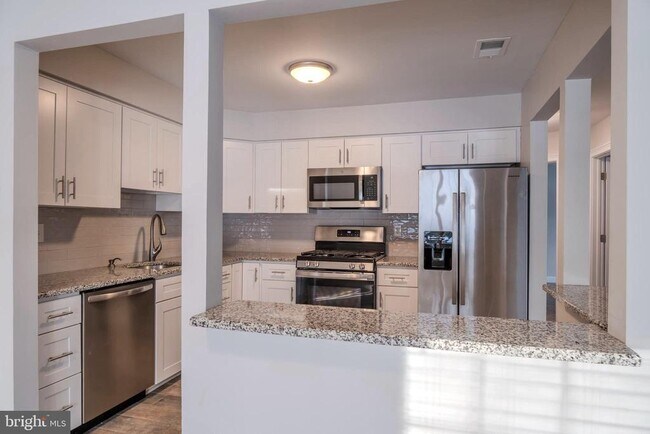 Foto del edificio - 167 Andover Pl