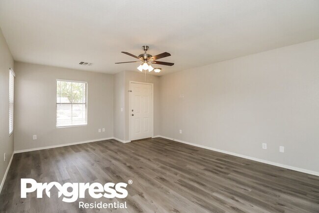Building Photo - 3648 E Constitution Dr