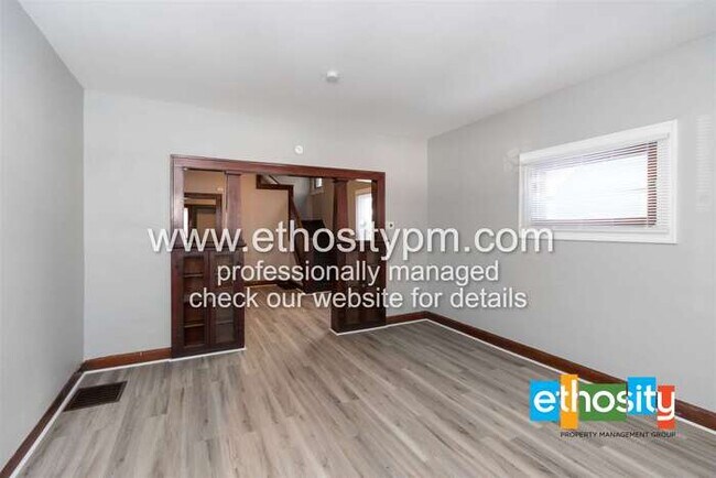 Building Photo - 624 N Euclid Ave