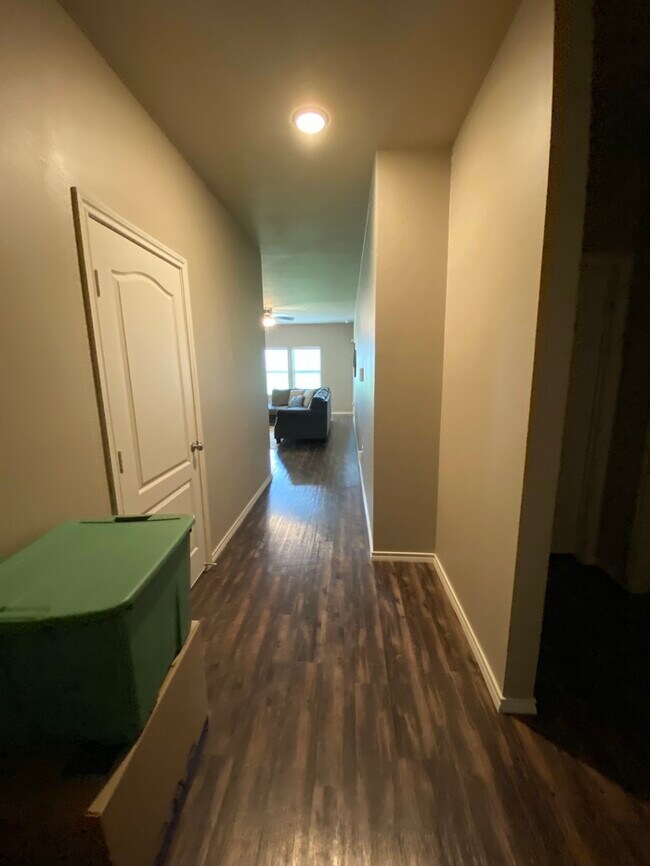 Foto del edificio - 17464 Stacy St
